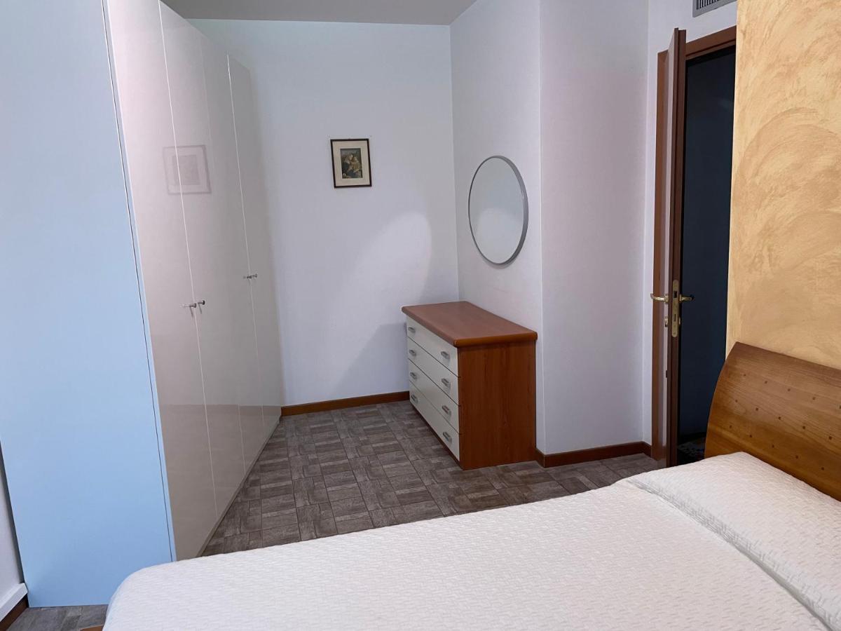 Intero Appartamento Parma - Con Sky Wi-Fi E Tv - Zona Fiera Roncopascolo Eksteriør bilde